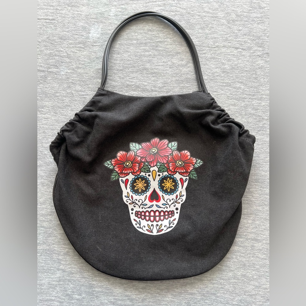 Most Wanted MW charcoal canvas floral sugar skull shoulder bag large tote bag‎